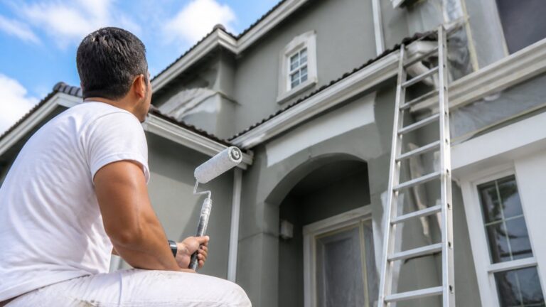Booking professional exterior house painting – Details Paint Co. Miami painting contractor